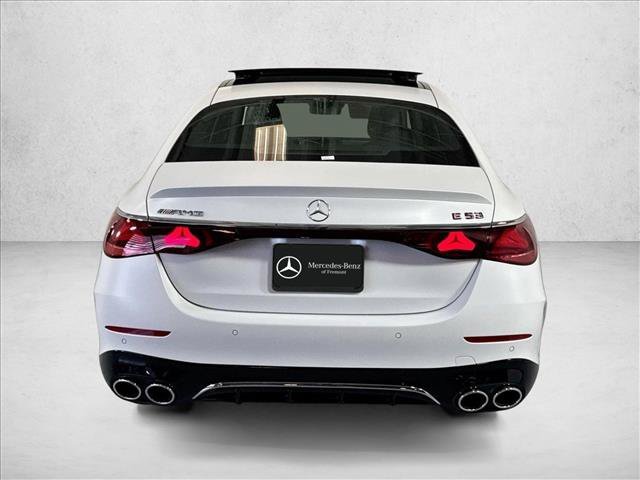 New 2026 MANUFAKTUR Moonlight White Magno Mercedes-Benz AMG® E 53 E image 35