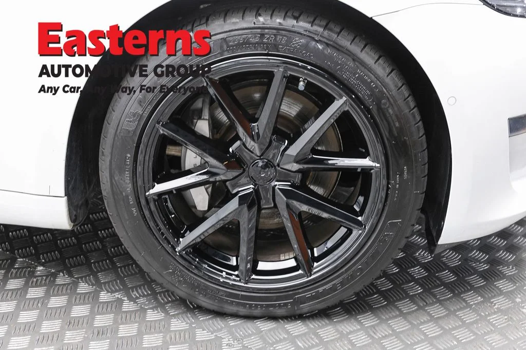 Used 2019 White Tesla Standard Range Plus image 25
