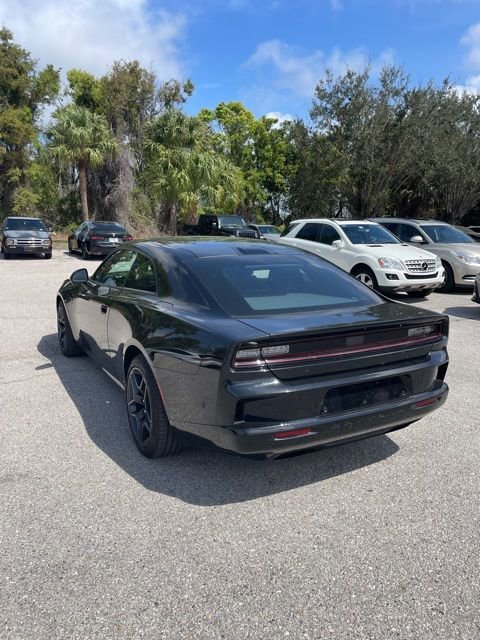 Used 2024 Dodge Charger Daytona R/T with VIN 2C3CDBCK7RR200827 for sale in Sarasota, FL