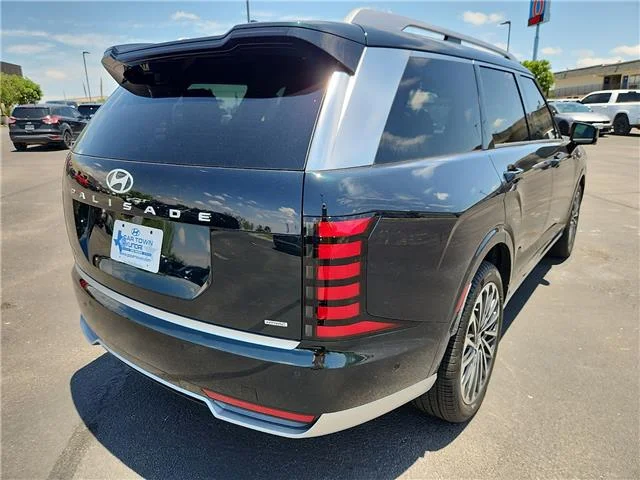 New 2026 Robust Emerald Pearl Hyundai Calligraphy image 4