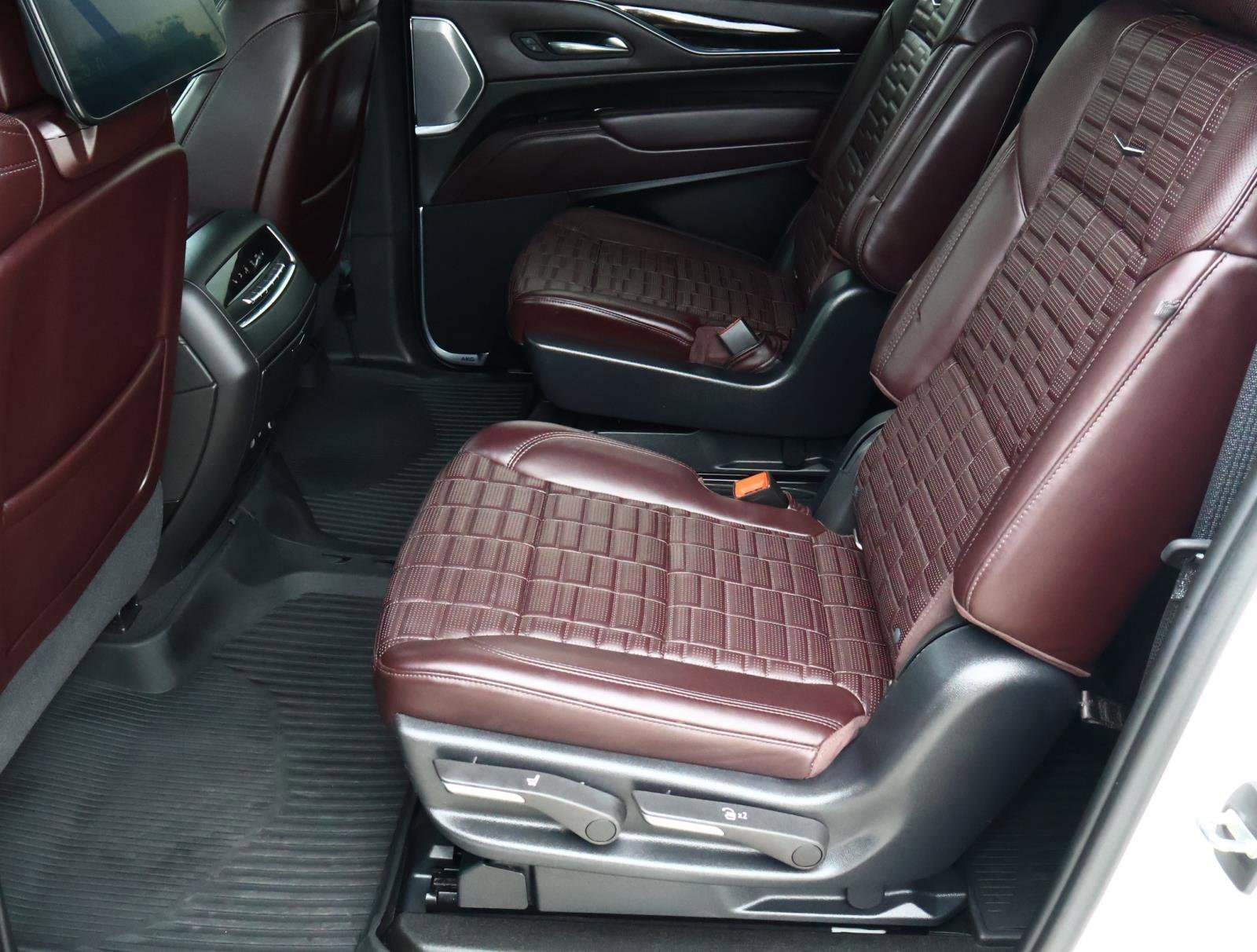 2021 Cadillac Escalade ESV Sport Platinum - Photo 27
