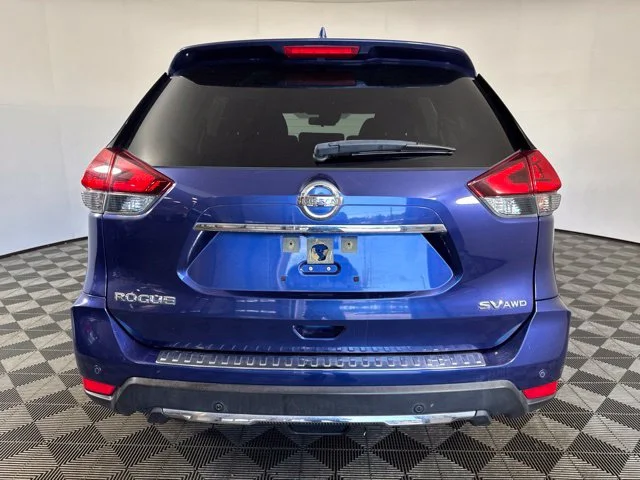 Used 2019 Caspian Blue Metallic Nissan SV image 21