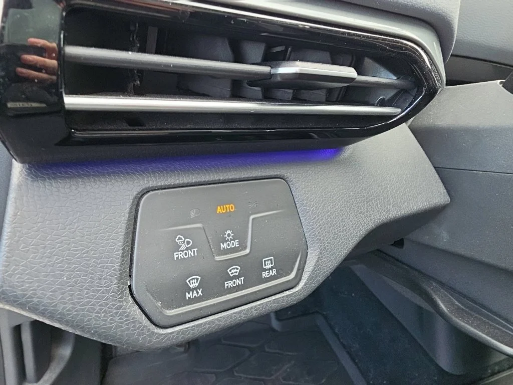 Certified Used 2023 Black Volkswagen Pro S image 16