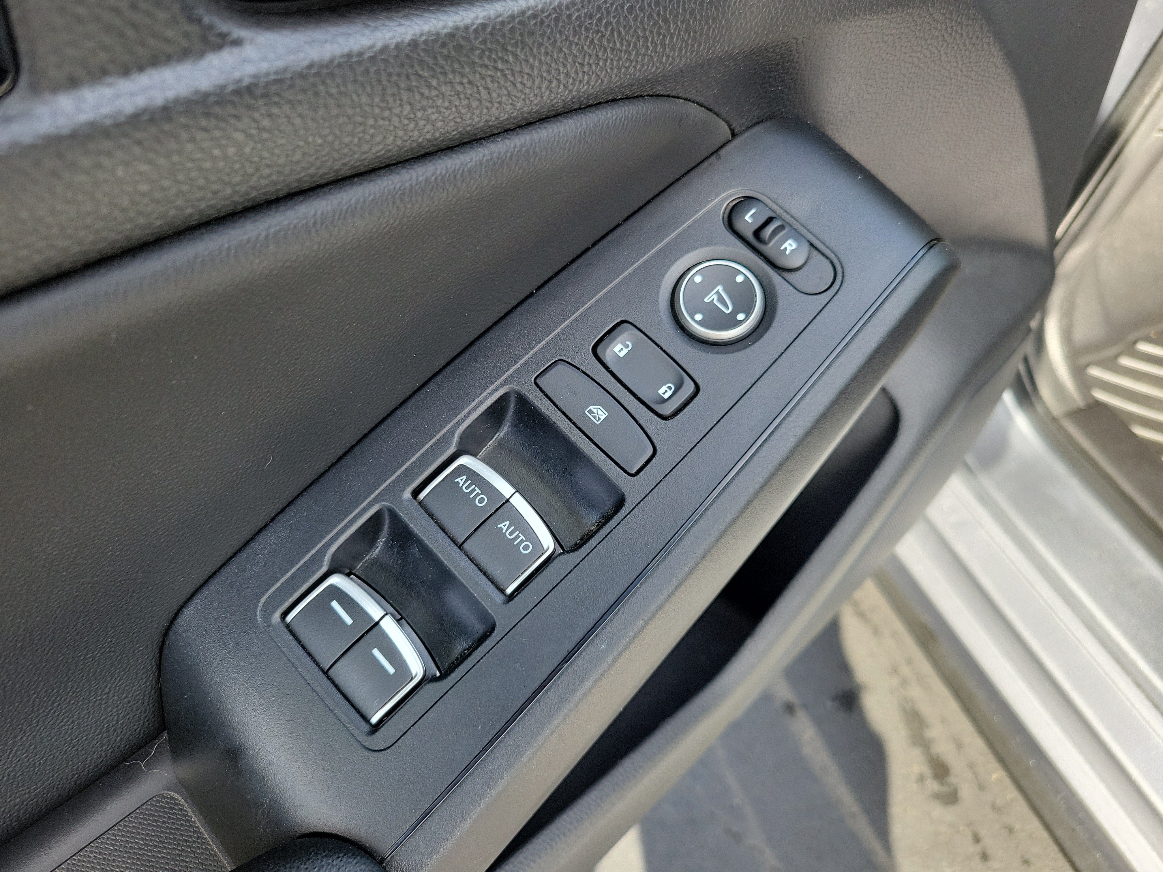 2022 Honda Civic Hatchback EX-L - Photo 52