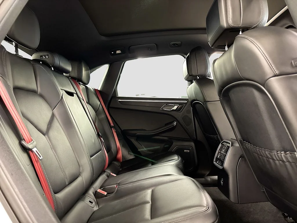 2022 Porsche Macan GTS - Photo 16