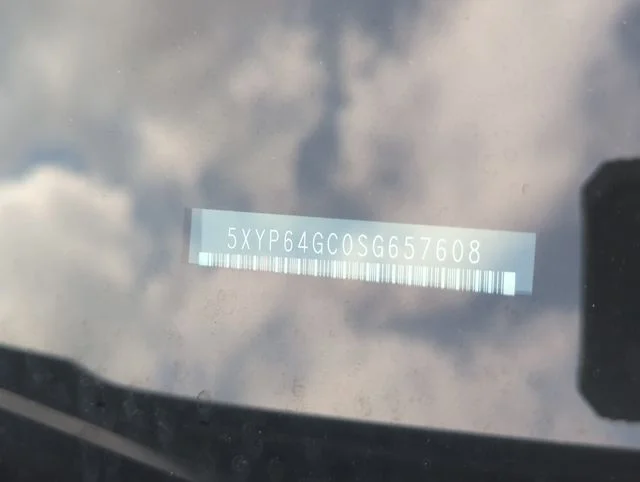 Used 2025 White Kia S image 2
