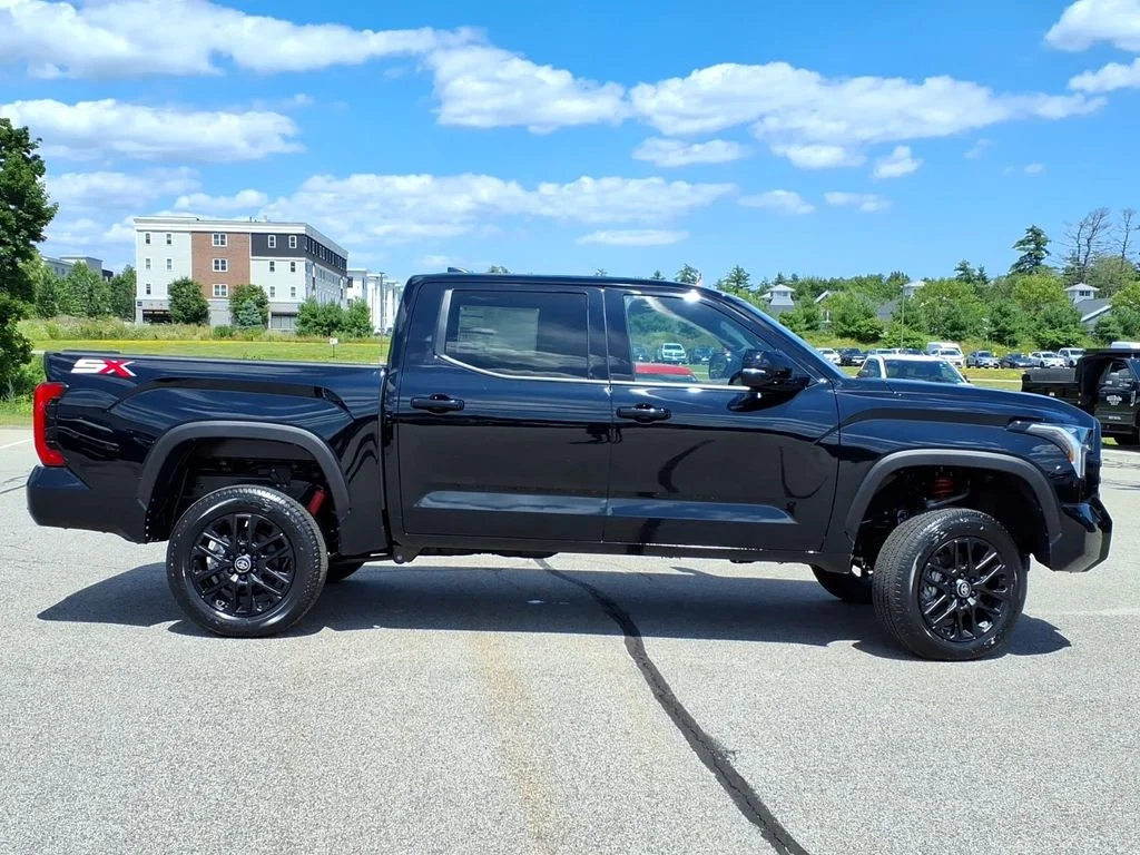 New 2026 Midnight Black Metallic Toyota SR5 image 3