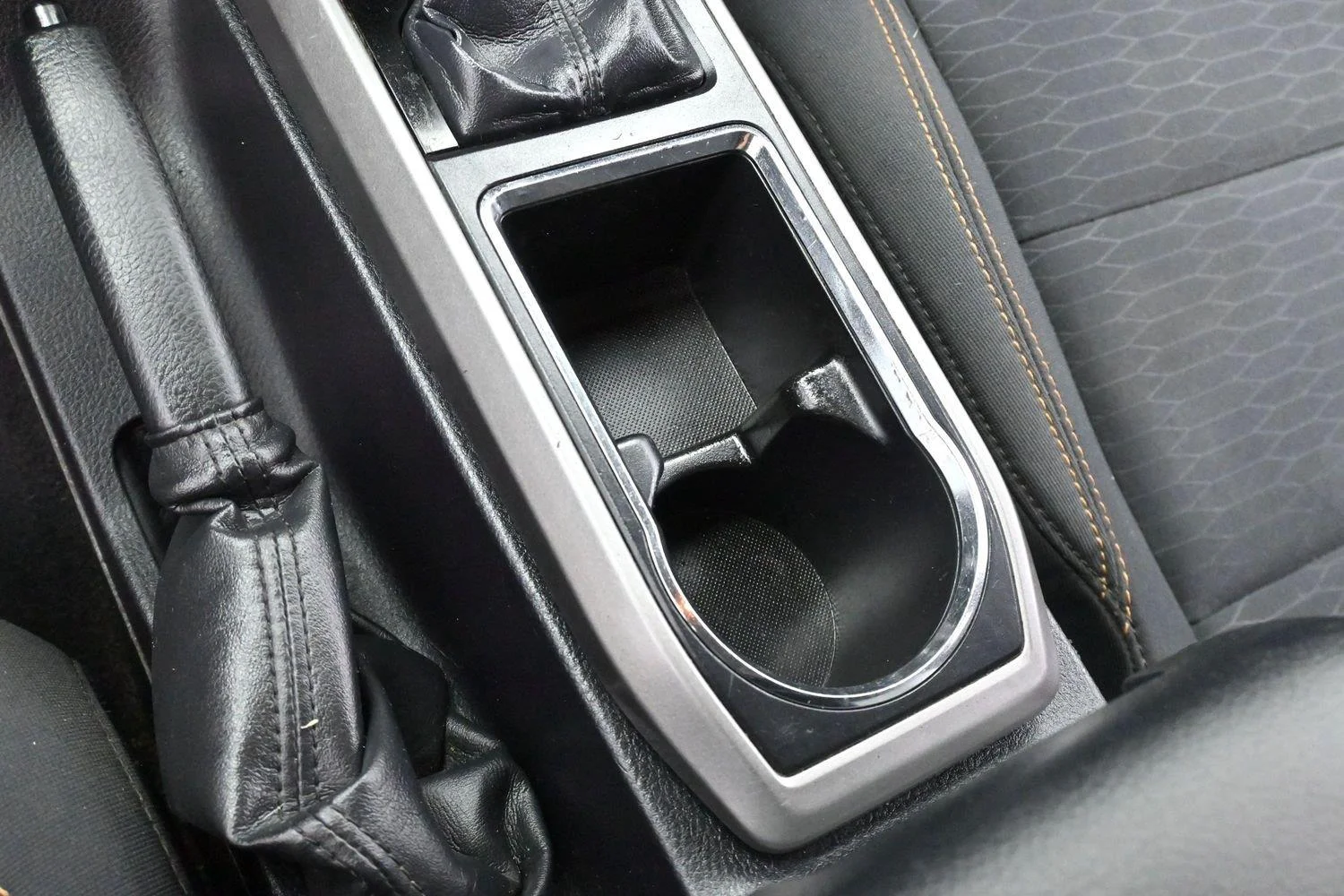 Used 2016 Black Toyota SR image 18