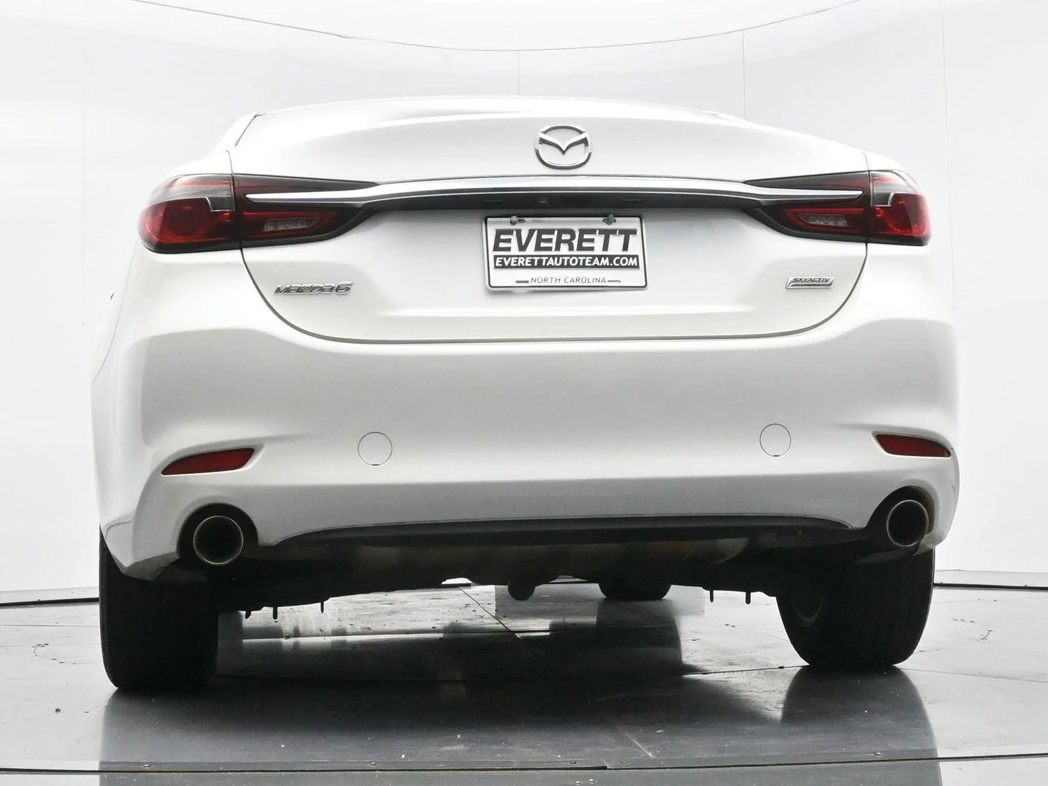 Used 2018 Snowflake White Pearl Mica Mazda Sport image 42