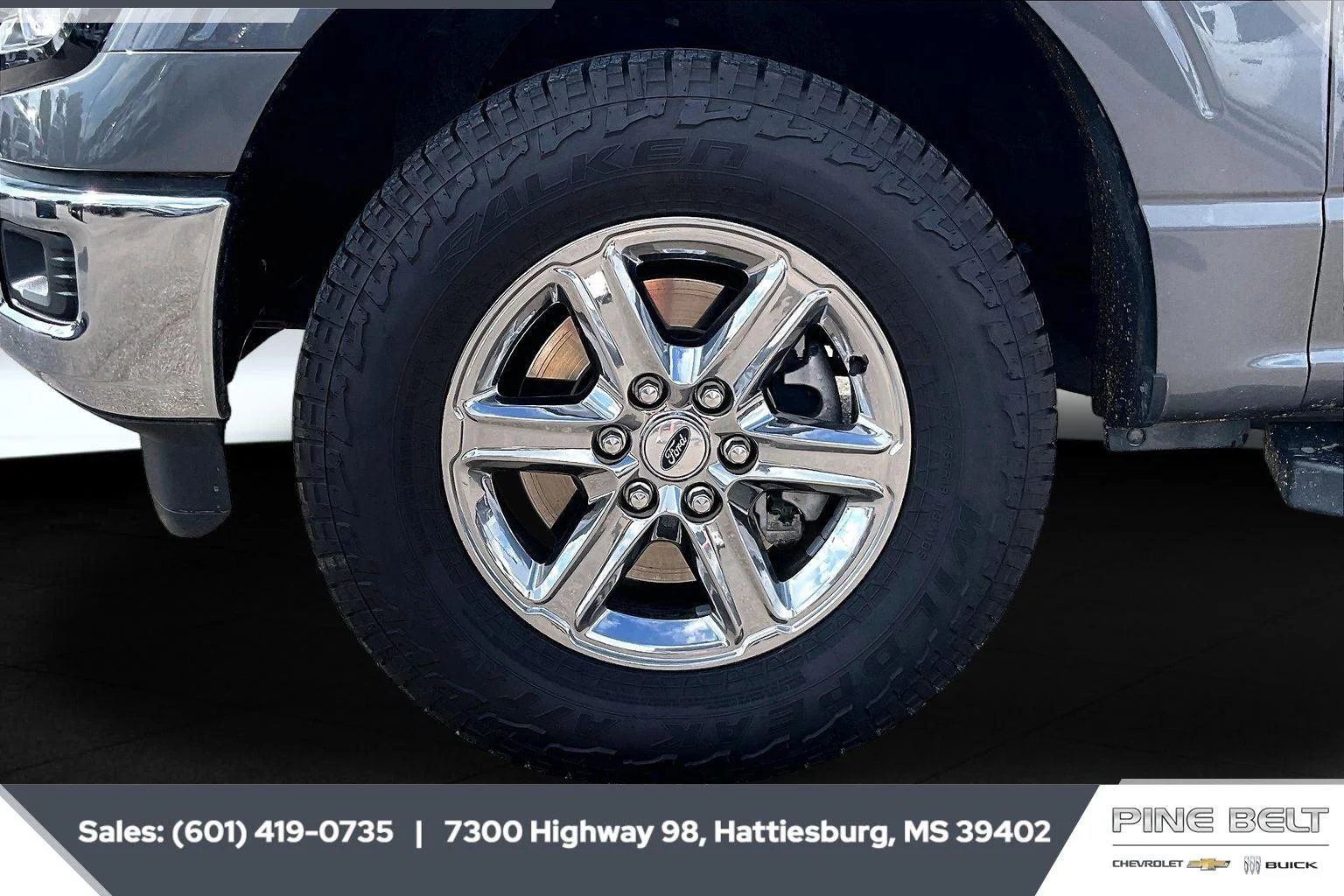 Used 2025 Carbonized Gray Ford XLT image 7