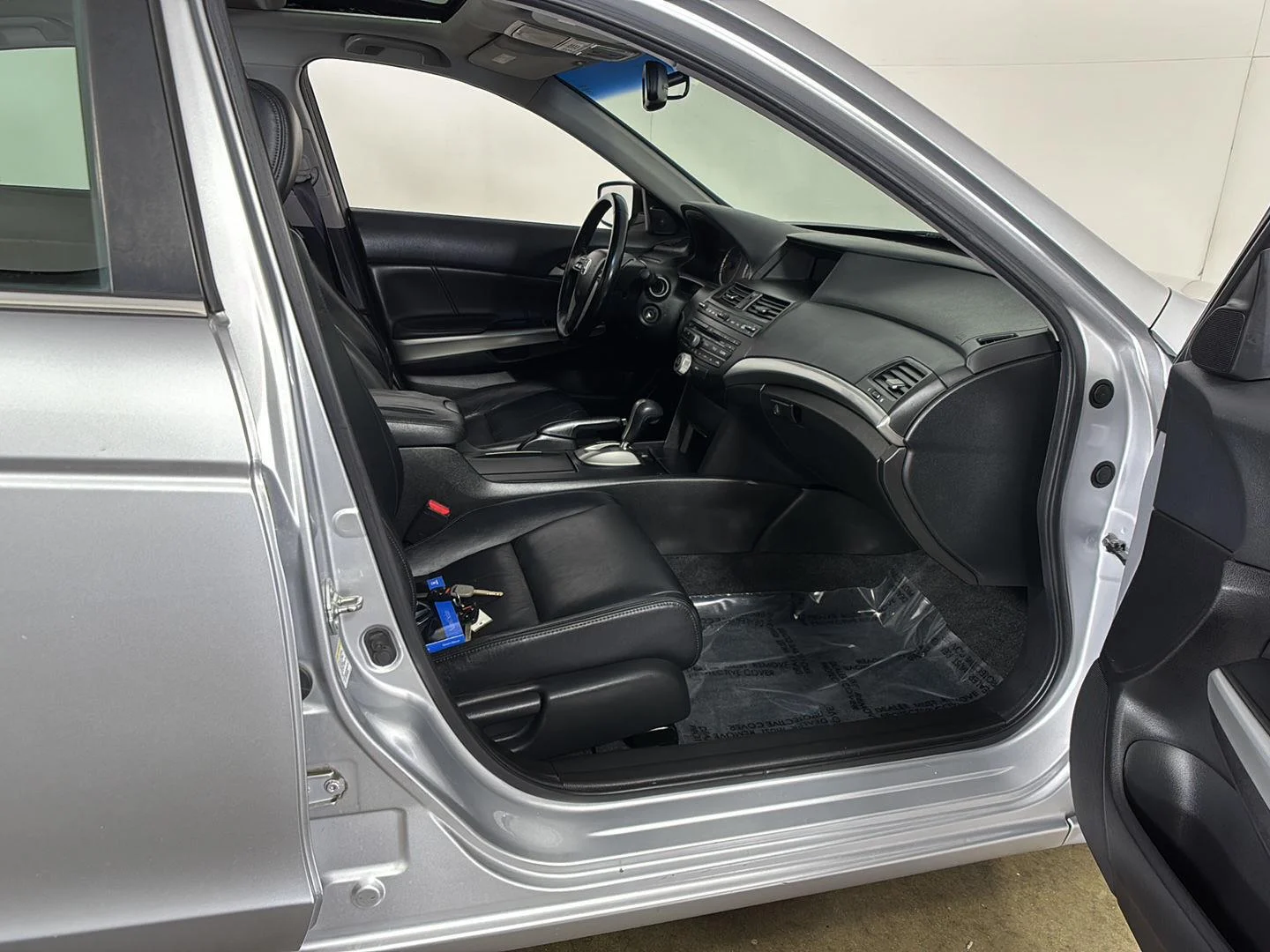 Used 2009 SILVER Honda EXL image 9