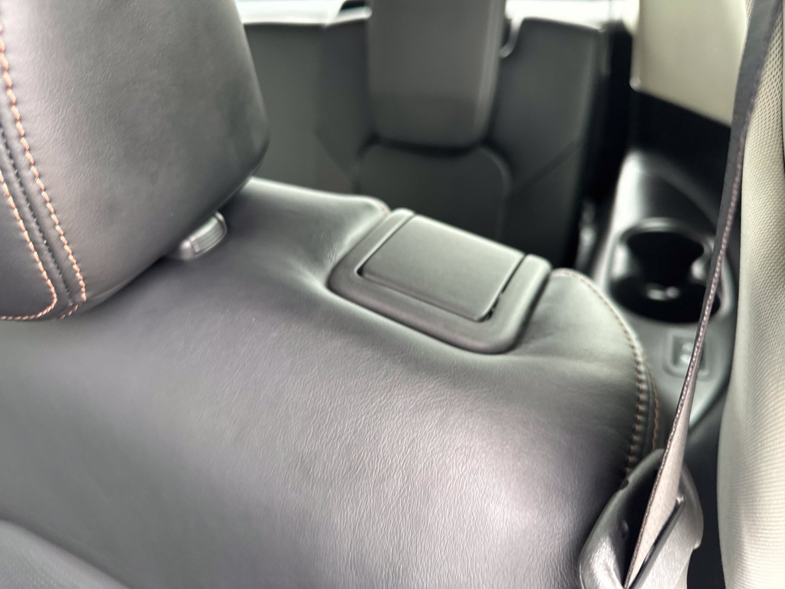 Used 2020 White Nissan Platinum image 27