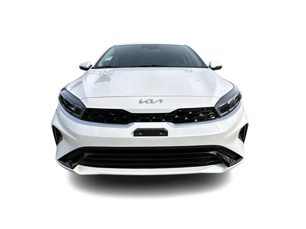 Used 2024 Snow White Pearl Kia EX+ IVT Dilawri Certified   Low Mileage  Local BC image 4