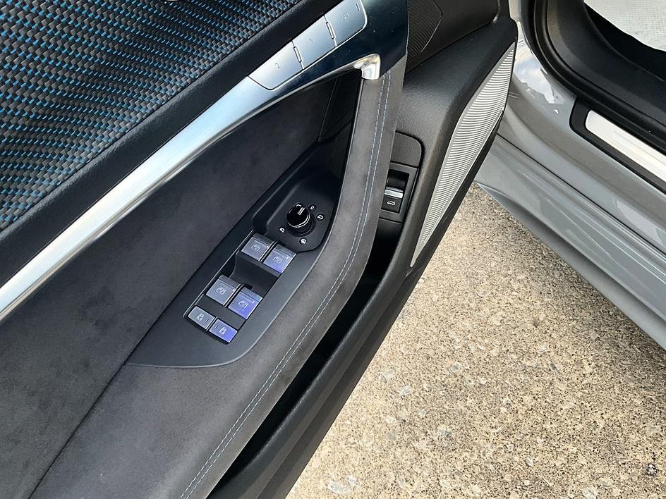 2025 Audi RS 6 Avant Base - Photo 14
