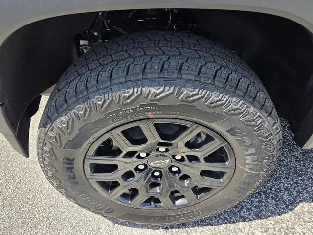 New 2026 Black Chevrolet Trail Boss image 13