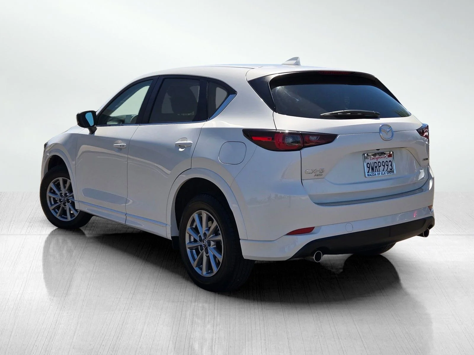Certified Used 2025 White Metallic Mazda 2.5 S Select Package image 9