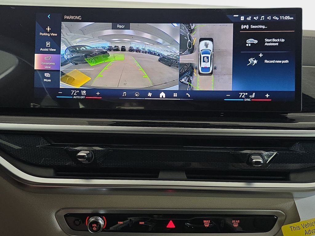 New 2027 Mineral White Metallic BMW xDrive40i image 17