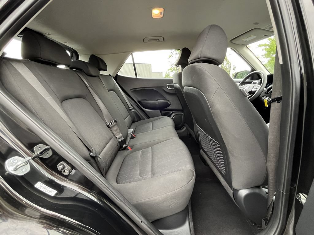 2023 Hyundai Venue SE - Photo 19