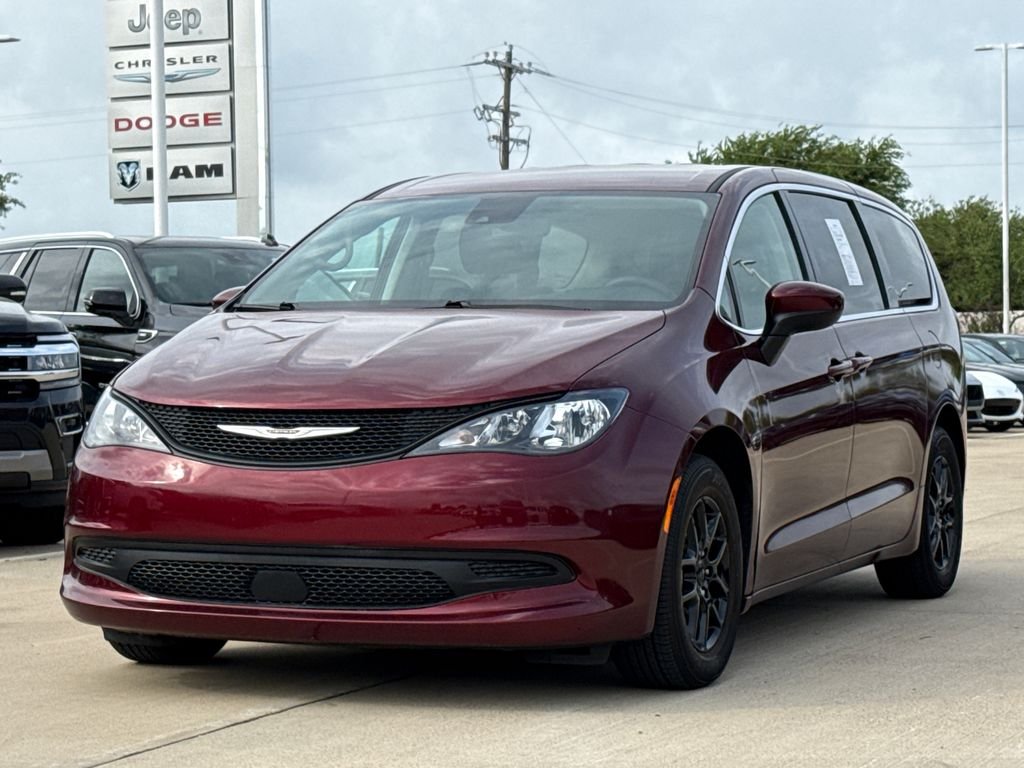 Used 2023 Red Chrysler LX image 3