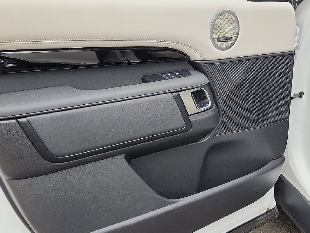 2025 Land Rover Discovery S - Photo 12