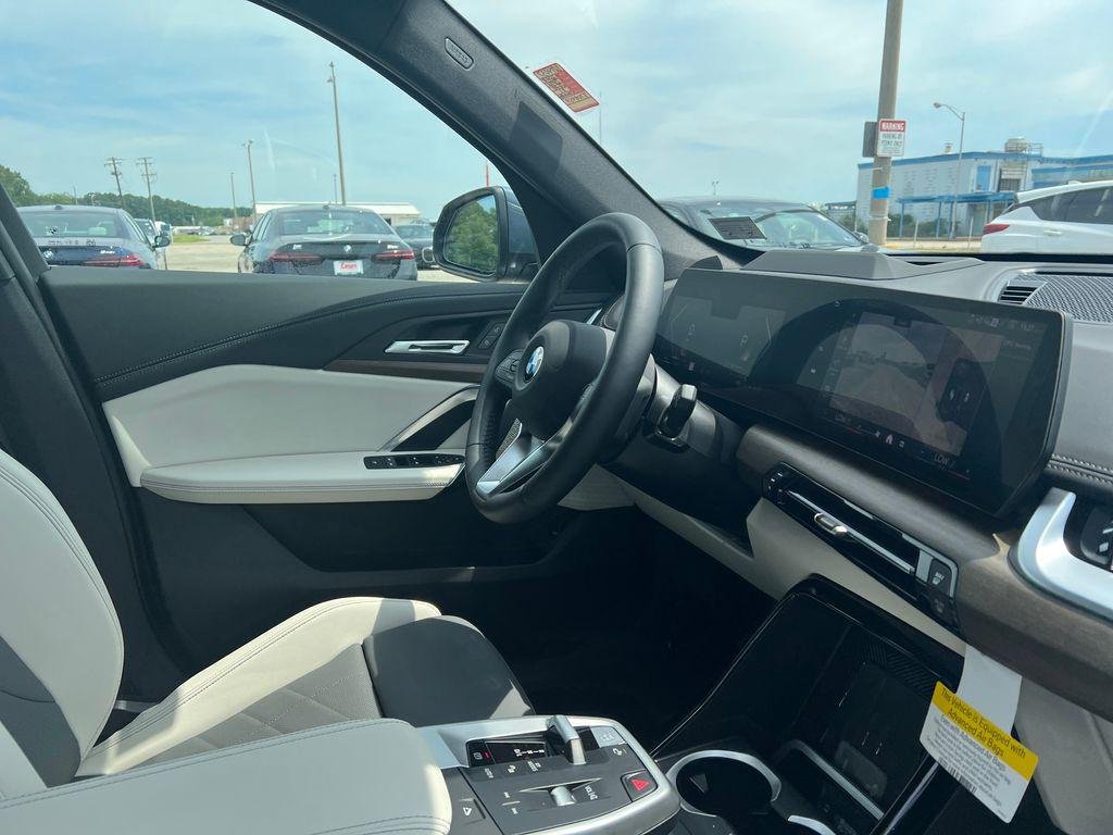 New 2026 Storm Bay Metallic BMW xDrive28i image 28