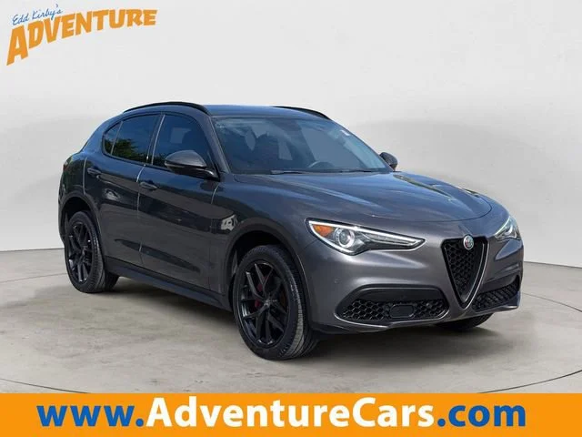 2019 Alfa Romeo Stelvio Sport RWD's photo