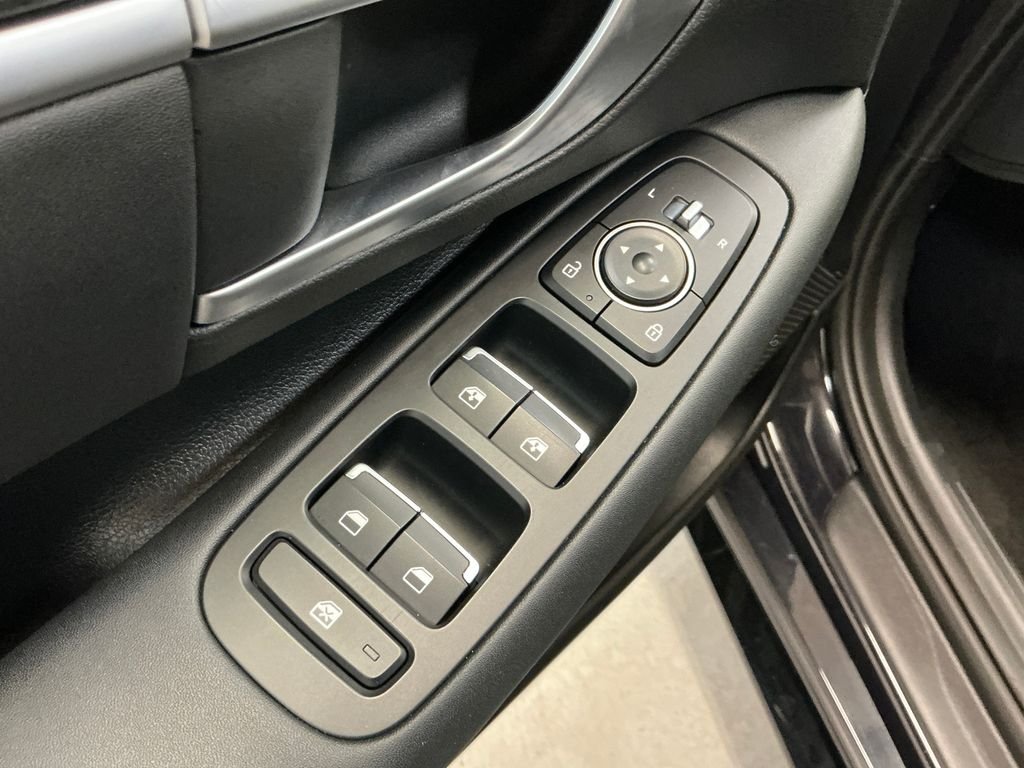 2026 Hyundai Sonata SEL - Photo 16