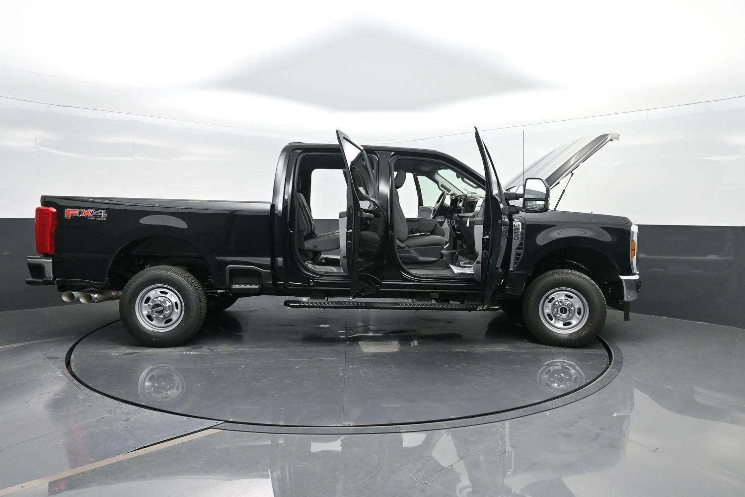 2025 Ford F-250 Super Duty XL - Photo 39