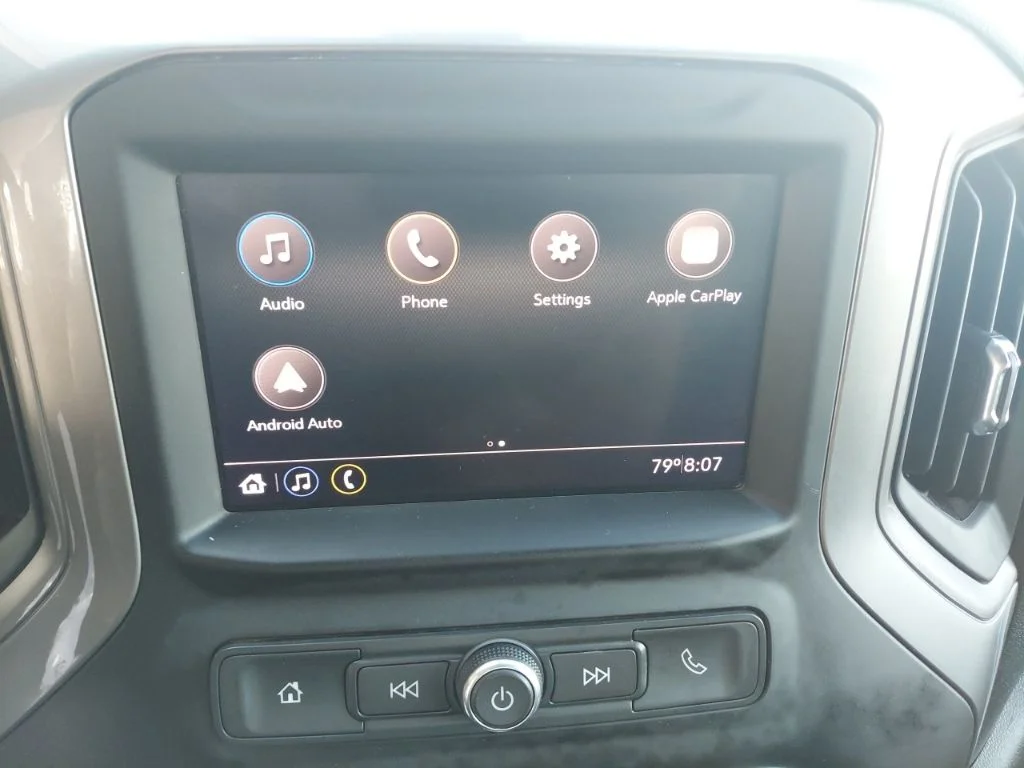 Used 2023 White GMC Pro image 22