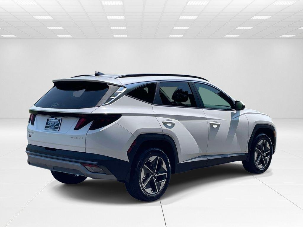 New 2026 White Hyundai SEL AWD image 6