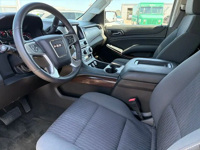 Used 2015 Silver GMC SLE image 17
