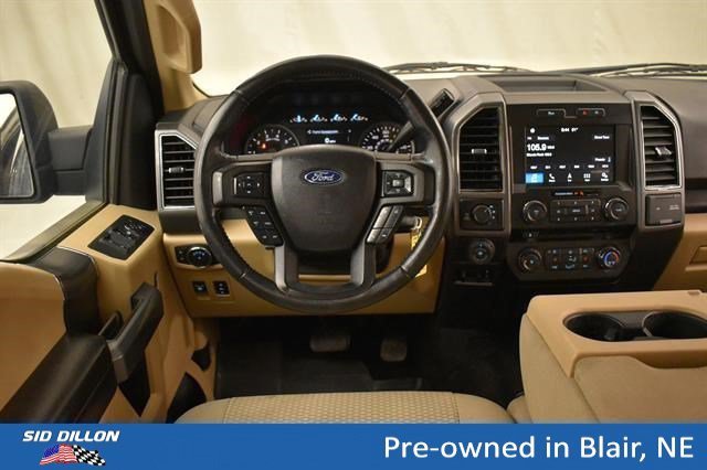 Used 2018 Stone Gray Ford XLT image 4