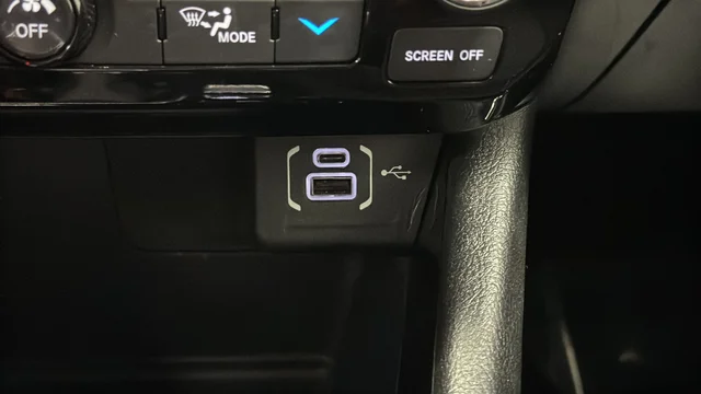 Used 2022 Bright White Clearcoat Jeep Trailhawk image 34