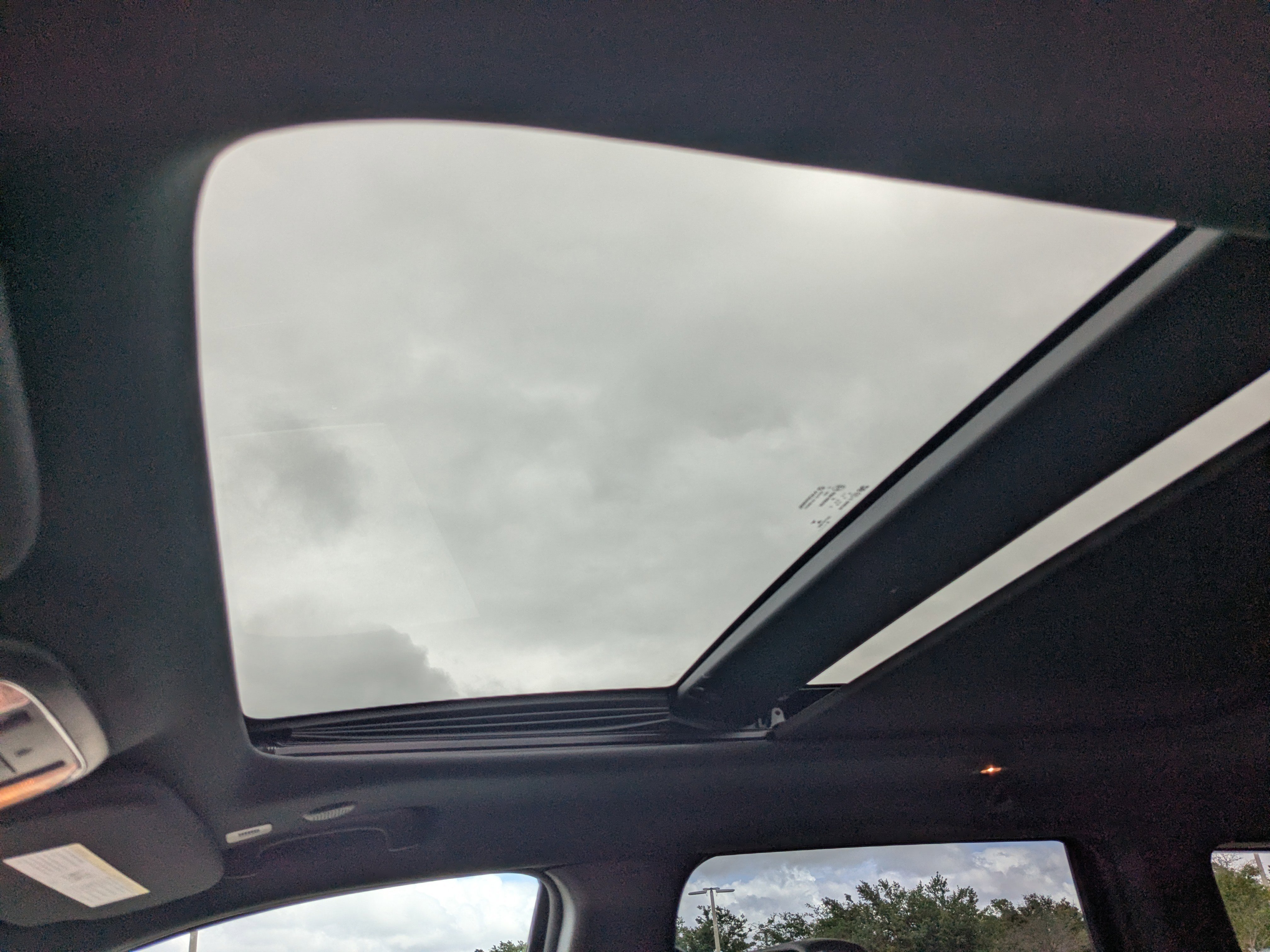 Used 2019 Granite Crystal Metallic Clearcoat Jeep Overland image 22