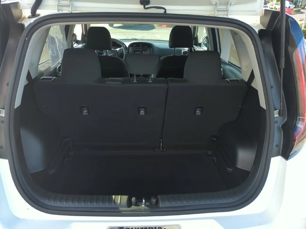 Used 2023 White Kia LX image 13