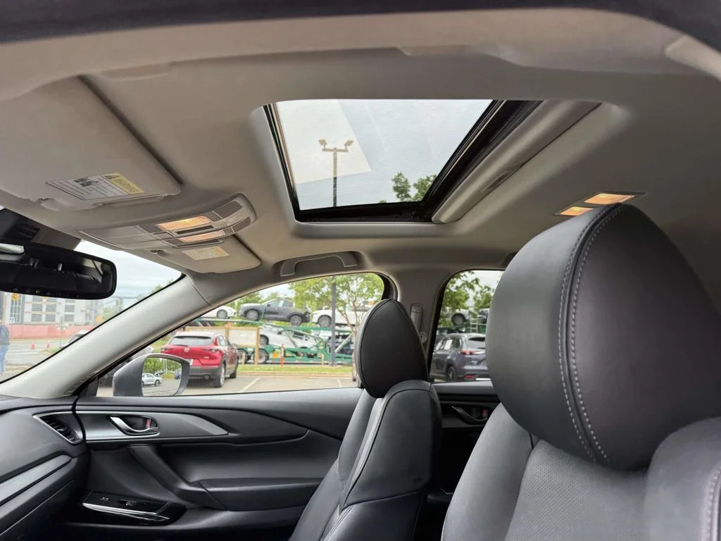 Used 2023 Gray Mazda Touring image 4