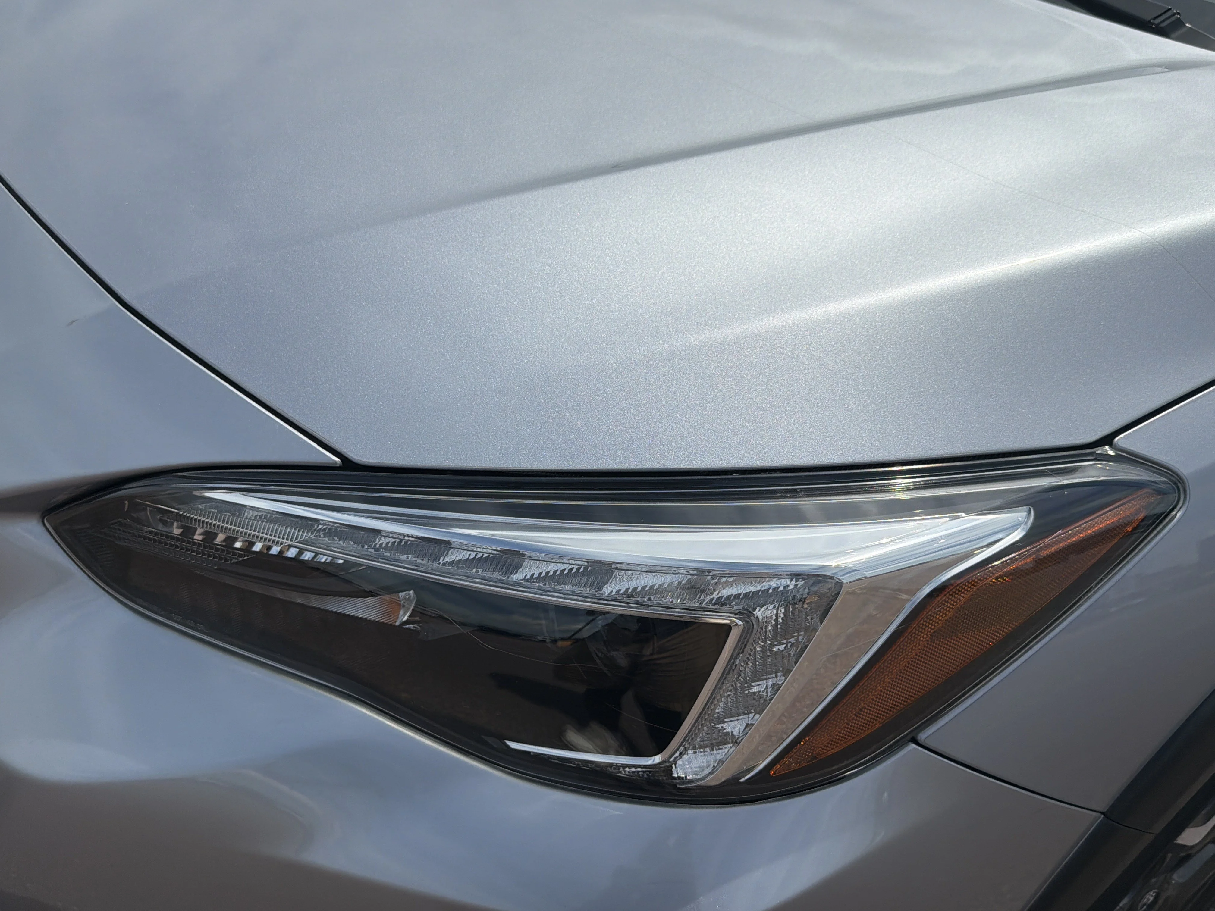 Used 2019 Ice Silver Metallic Subaru Limited image 16