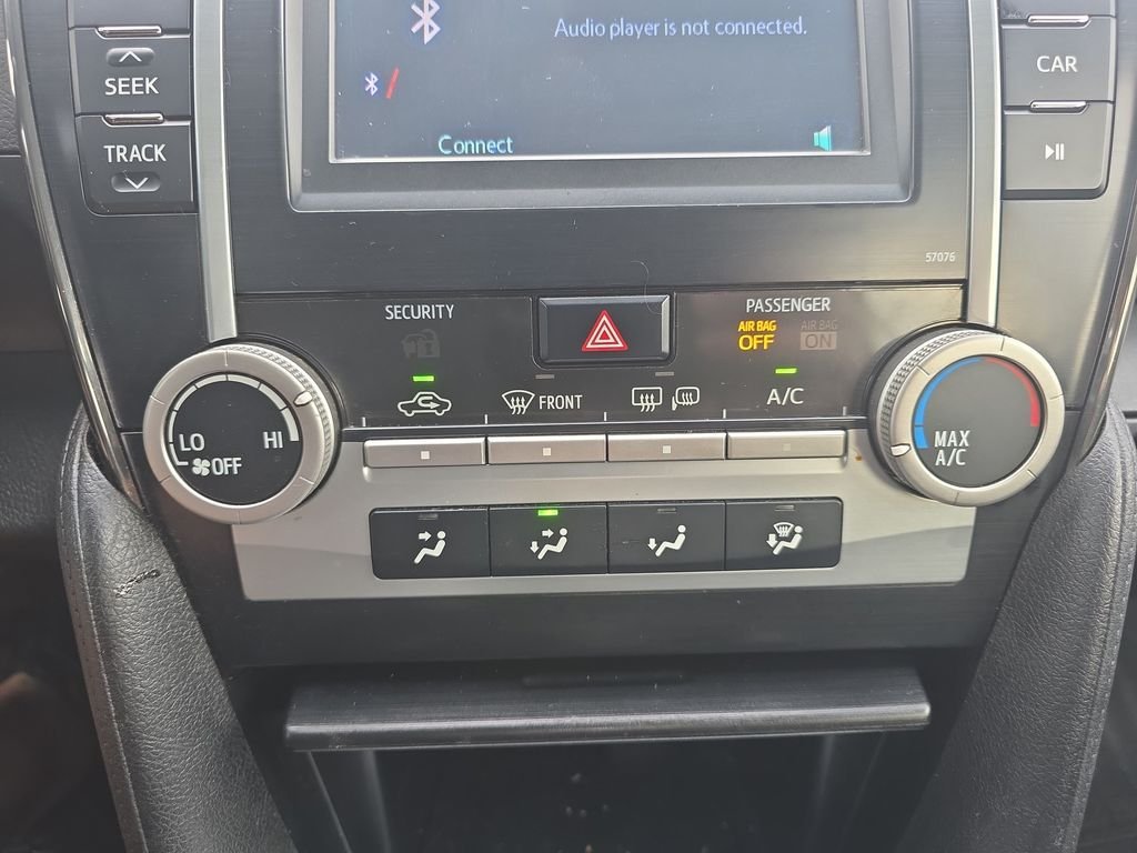 Used 2014 Red Toyota SE image 29
