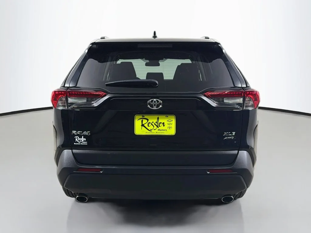 Used 2025 Black Toyota XLE image 7