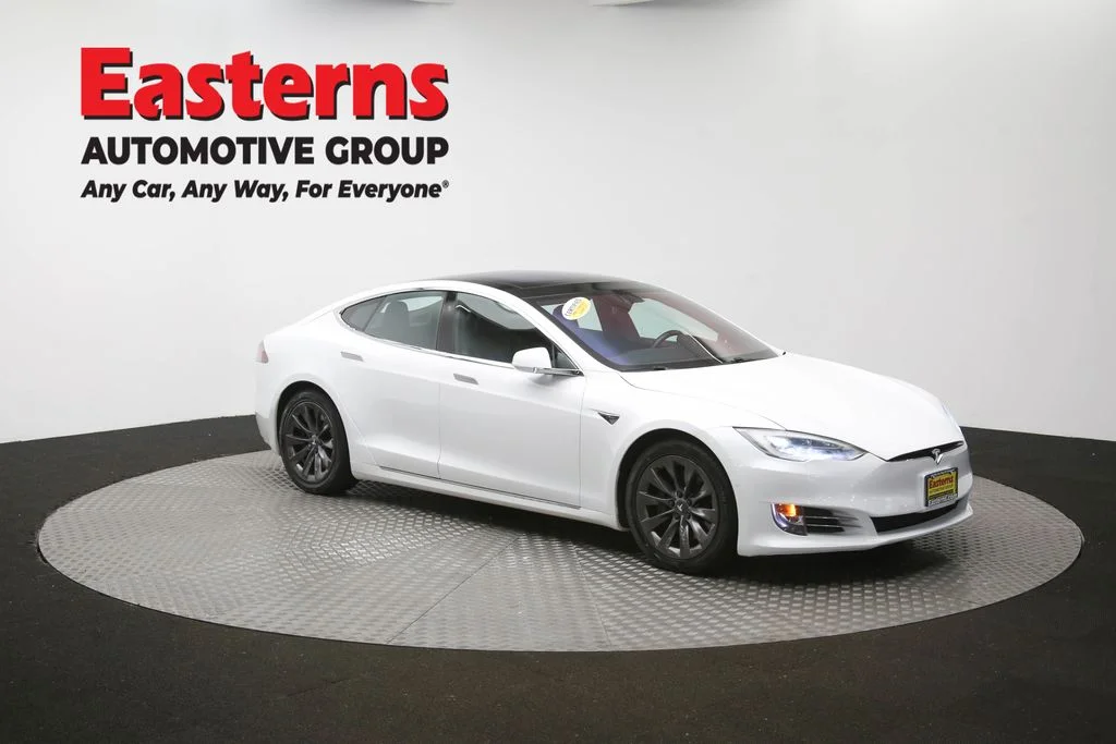 Used 2018 White Tesla 100D image 44