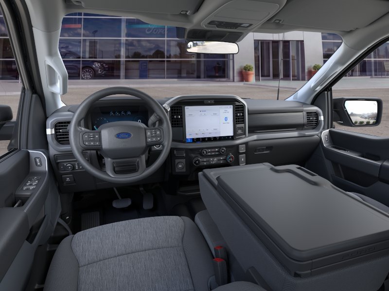 New 2026 Agate Black Metallic Ford XLT image 31