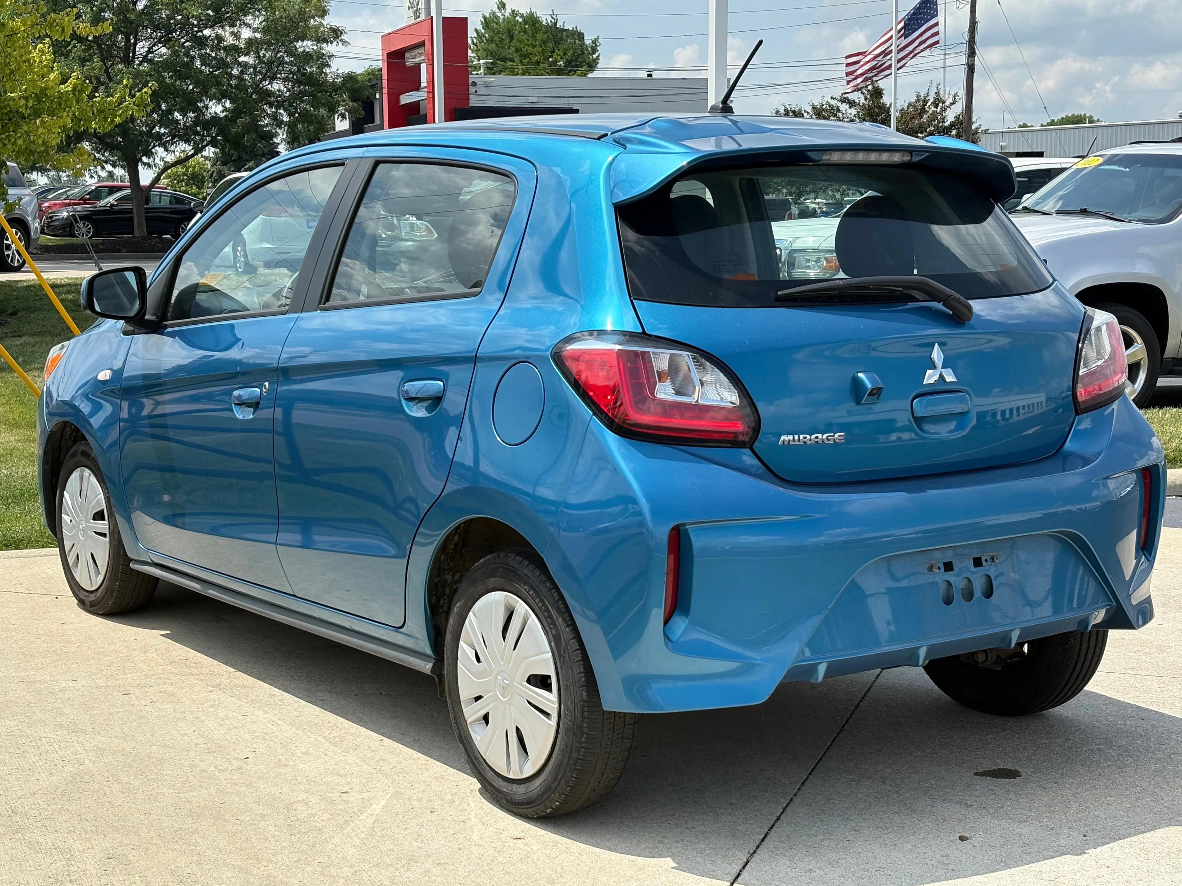 Used 2024 Blue Mitsubishi ES image 5