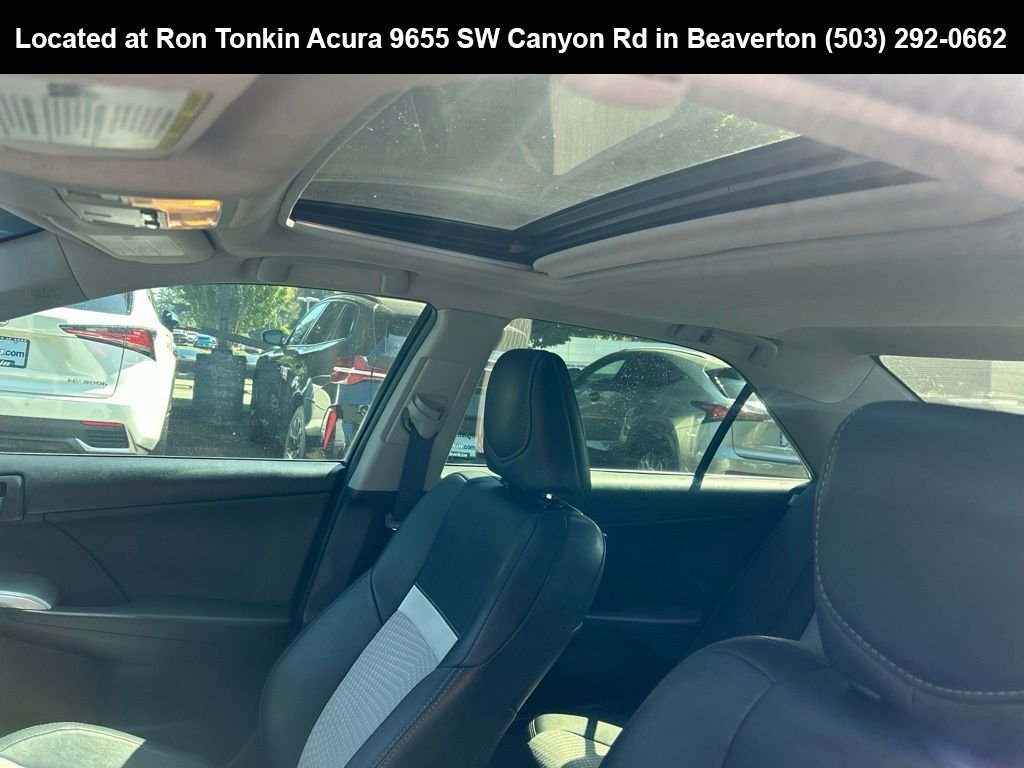 Used 2013 Super White Toyota SE image 15