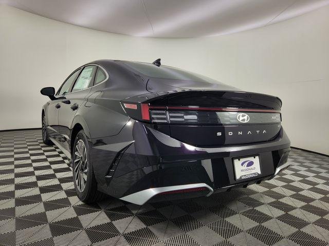 New 2026 Blue Hyundai SEL image 3