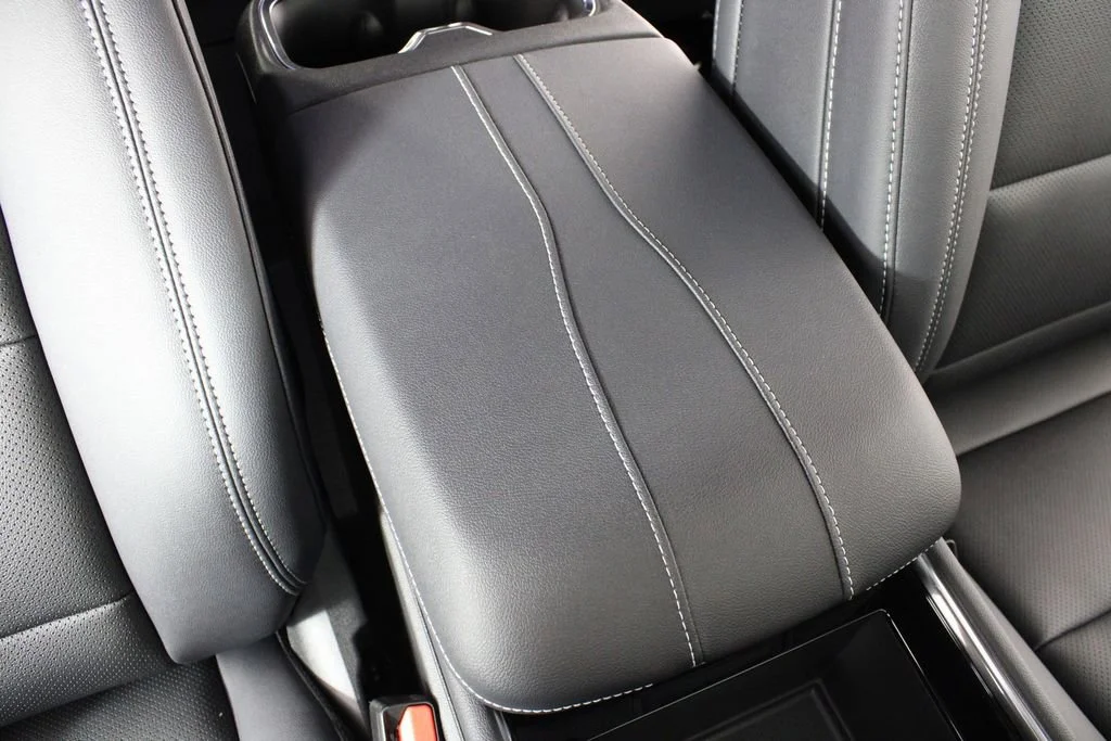 New 2026 Summit White Chevrolet LT image 20