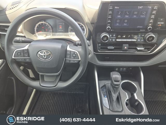 Used 2022 Beige Toyota L image 27