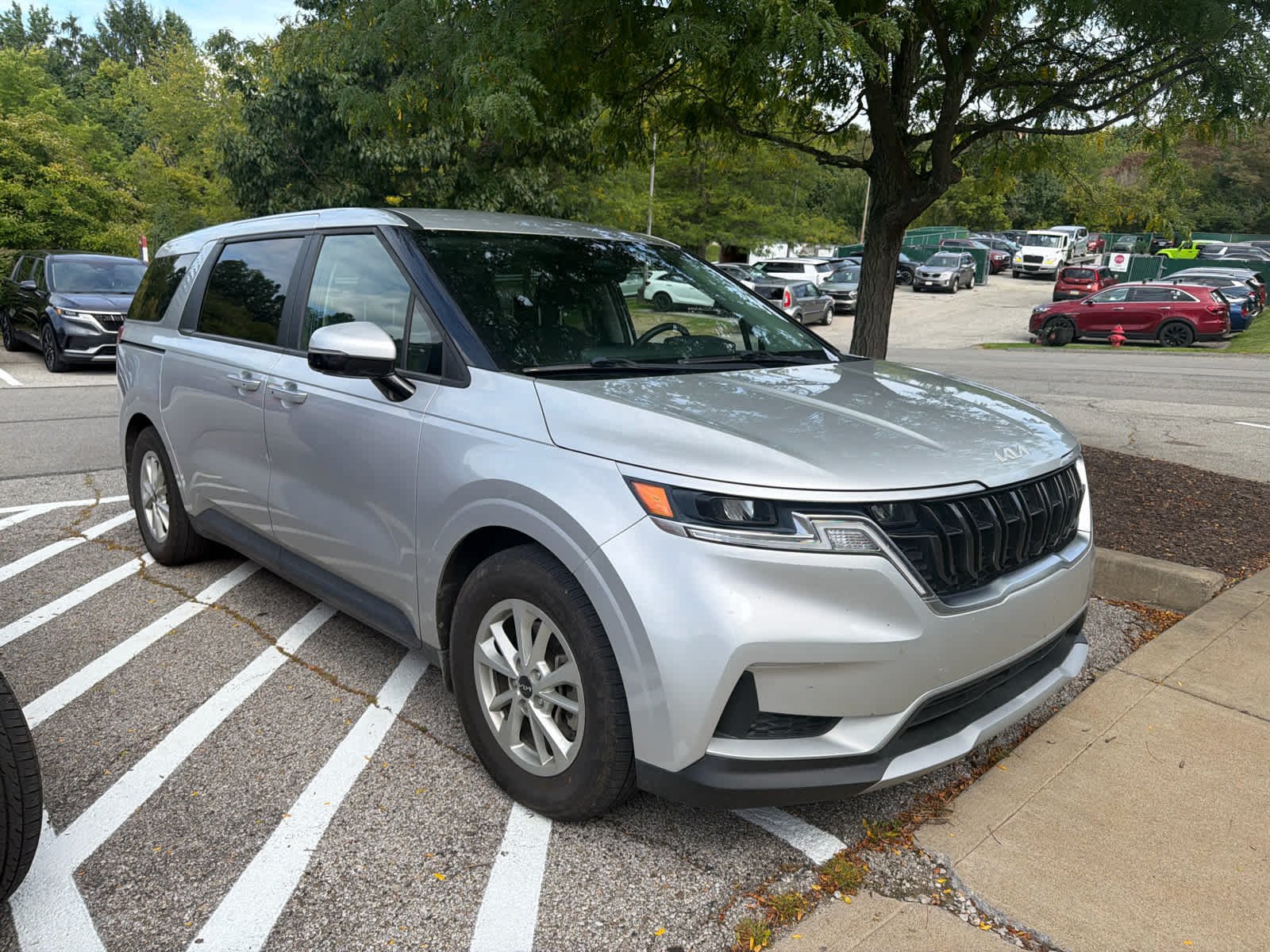 Certified Used 2022 Silky Silver Kia LX image 2