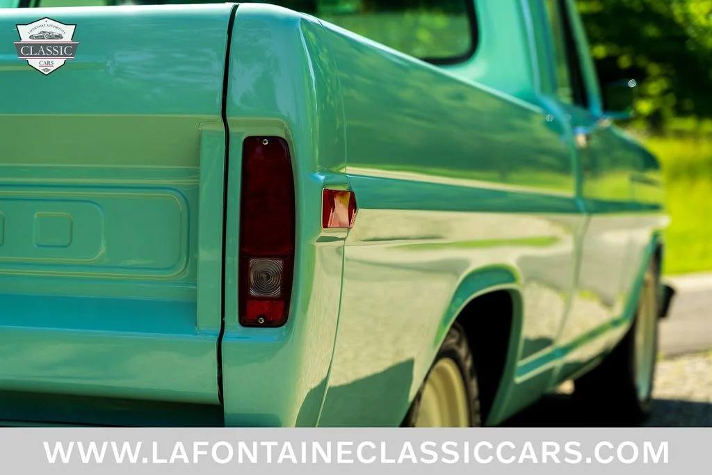 Used 1970  Ford  image 35