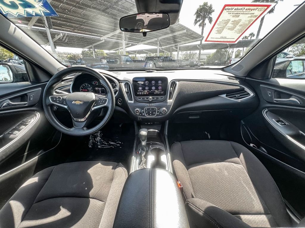 Used 2023 Gray Chevrolet LT image 11