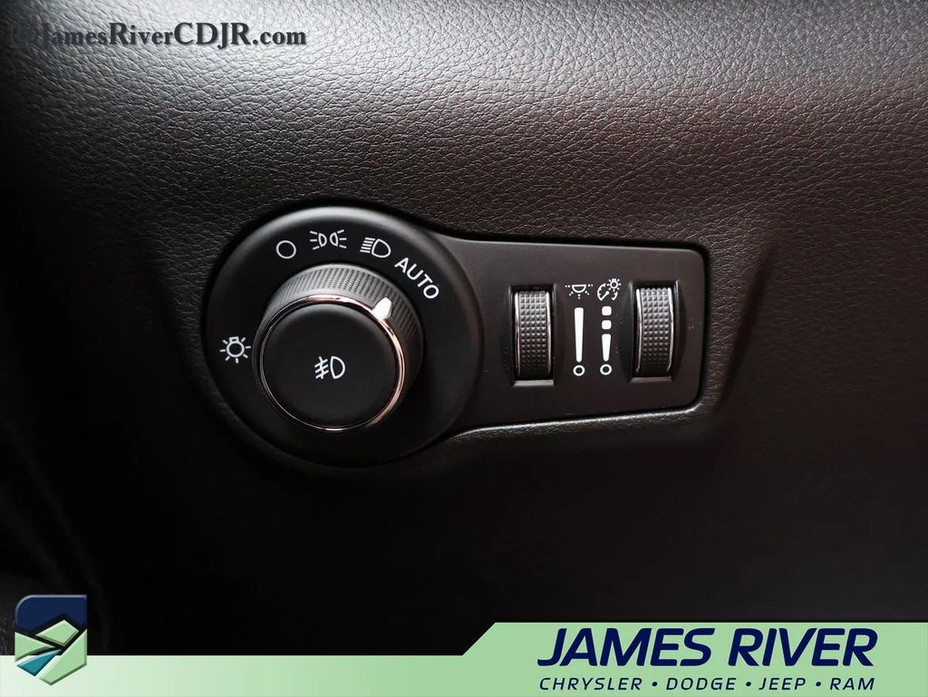 2025 Jeep Compass Trailhawk - Photo 31